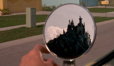 35 Years Ago Today, Tim Burton and Johnny Depp’s Most Iconic Movie Premiered (And It Has a Forgotten Sequel)