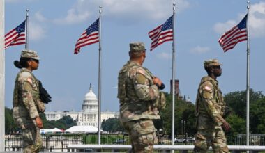 US Supreme Court refuses to let Trump send troops to Chicago – The Irish Times