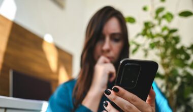 Text message scams by far the most common route for online fraudsters, AIB says – The Irish Times