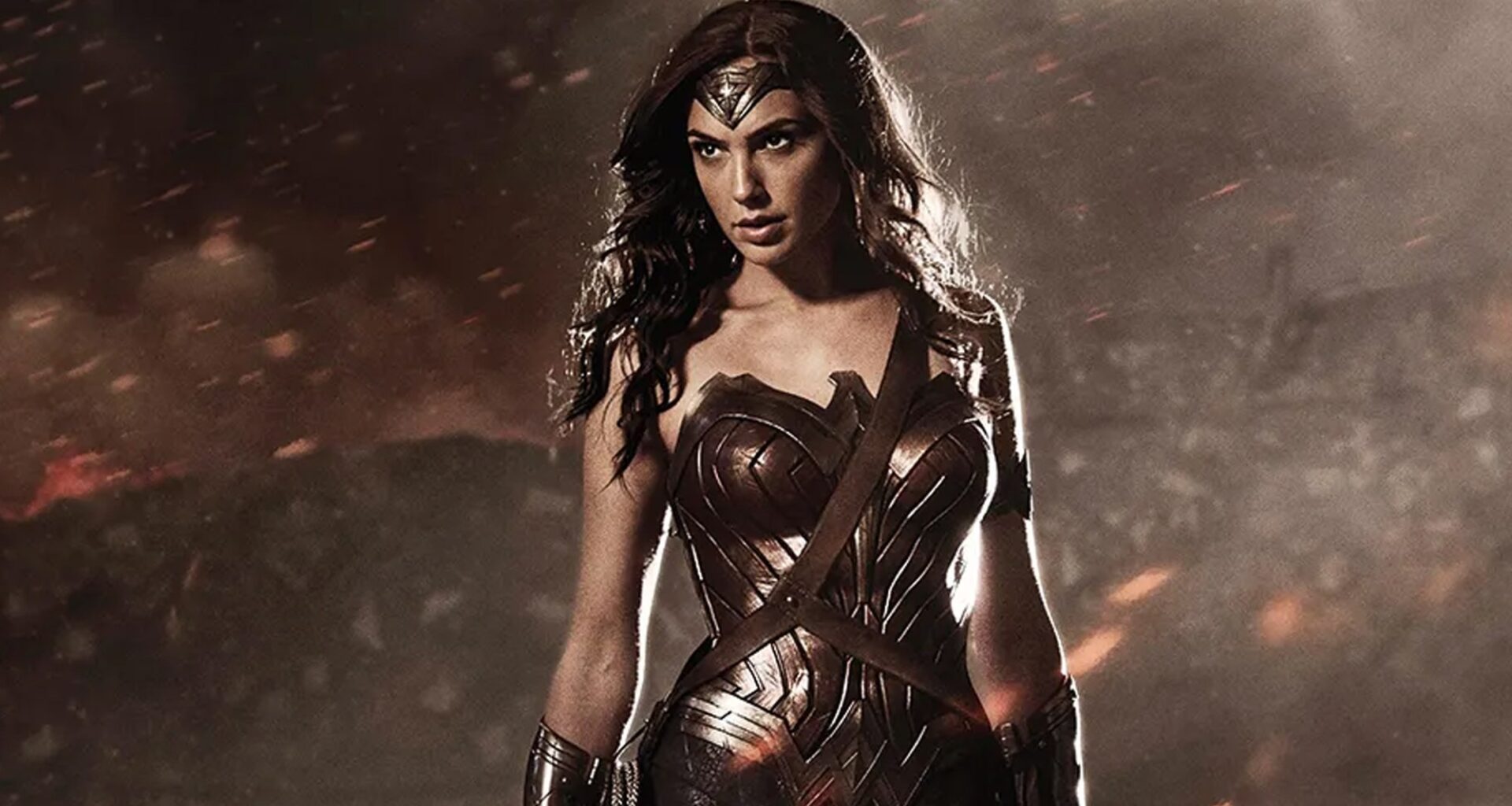 Gal Gadot Reveals Original Wonder Woman Test Footage (And It Teased Major History With Batman)