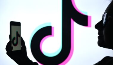 TikTok logo