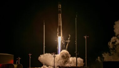 After record-breaking 2025, Rocket Lab prepares for Neutron's debut in 2026