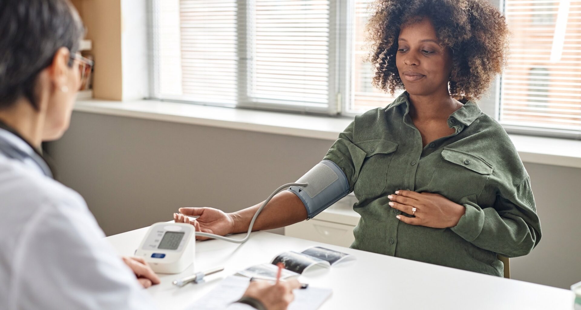 Study: Scheduled birth at term for the prevention of pre-eclampsia (PREVENT-PE): an open-label randomised controlled trial. Image Credit: SeventyFour / Shutterstock