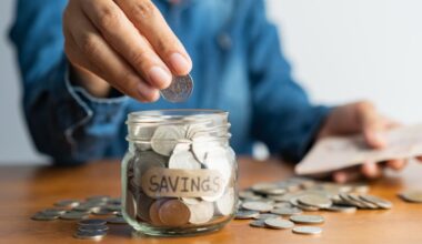 Retired 82-year-old lawyer builds $600,000 TFSA with a ‘buy what you know’ strategy