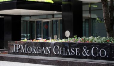 Bezos to Advise Security and Resiliency Initiative