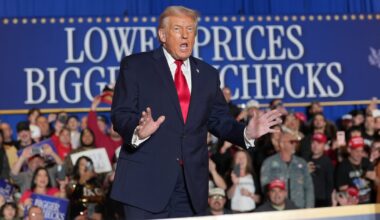 Trump’s return to the rally stage delivers strange performance caught between past and future – The Irish Times