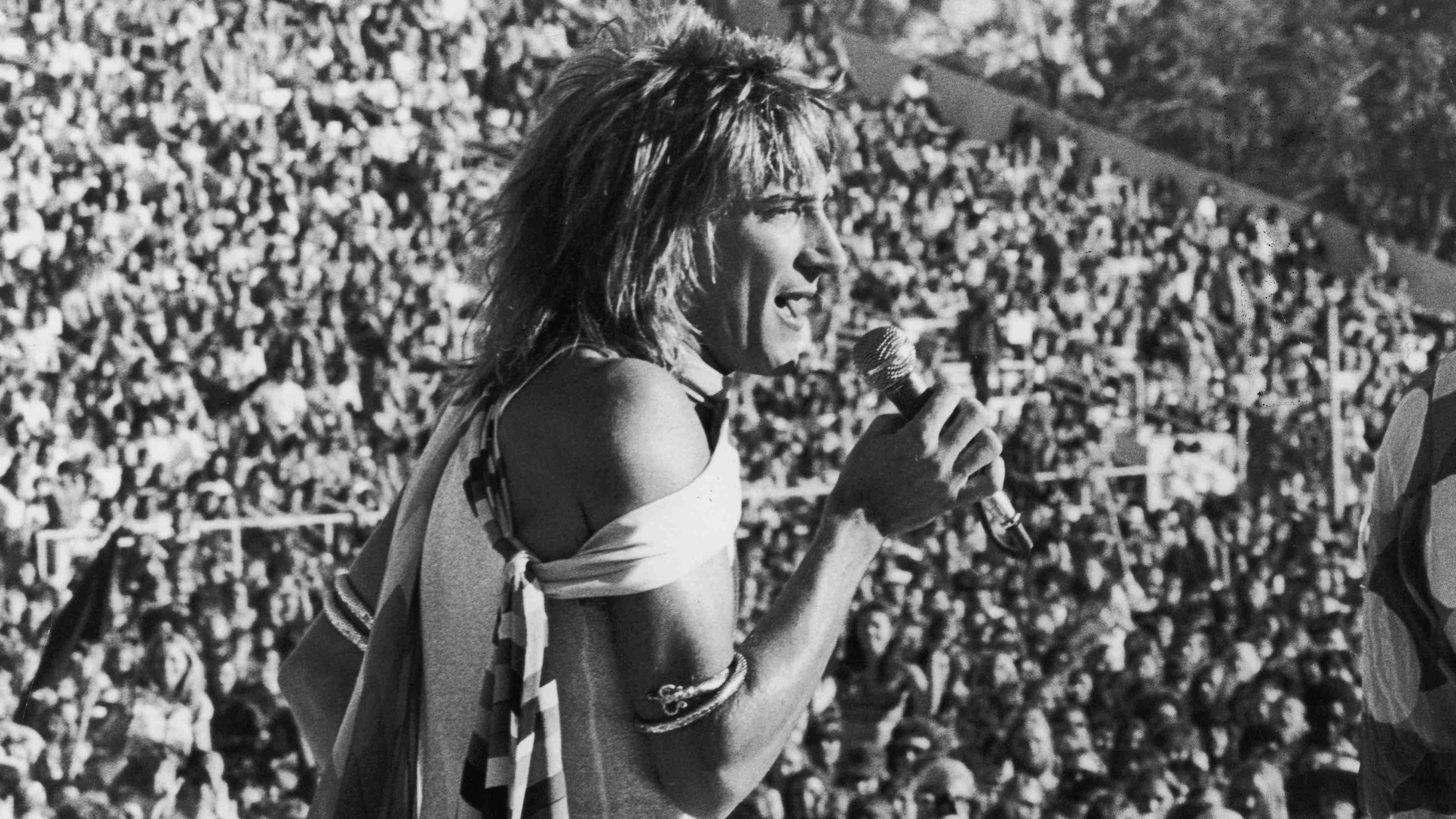 The Faces&rsquo; Rod Stewart performing onstage in 1973