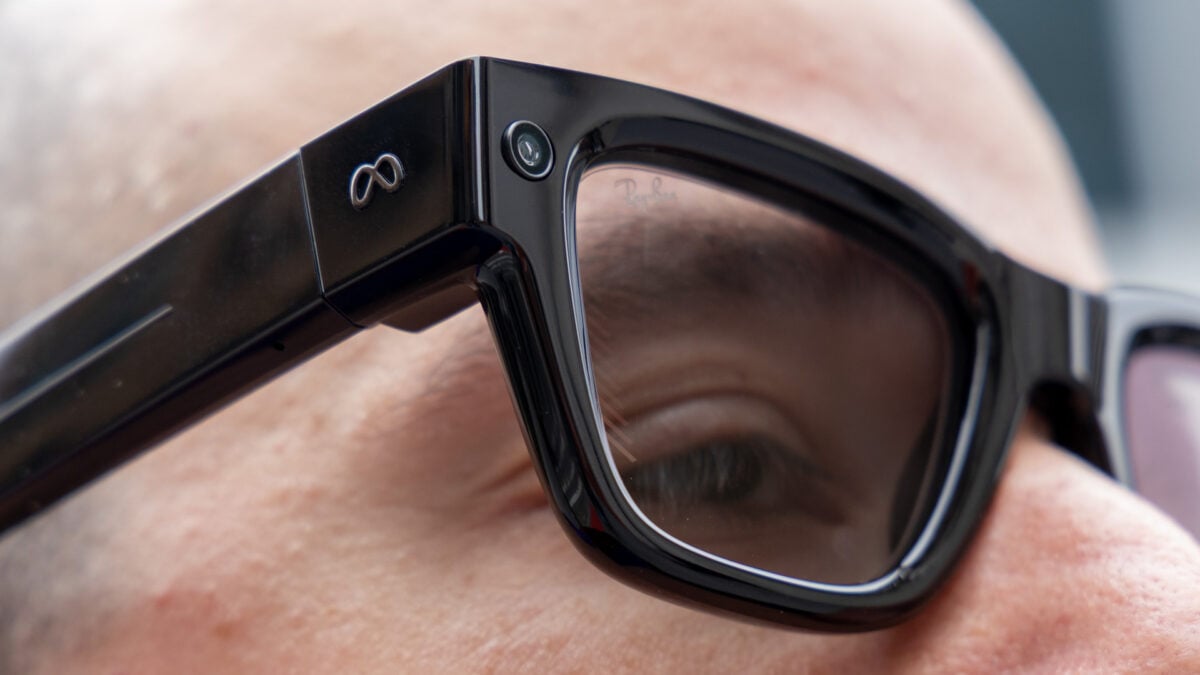 Nobody Seems to Agree on Smart Glasses