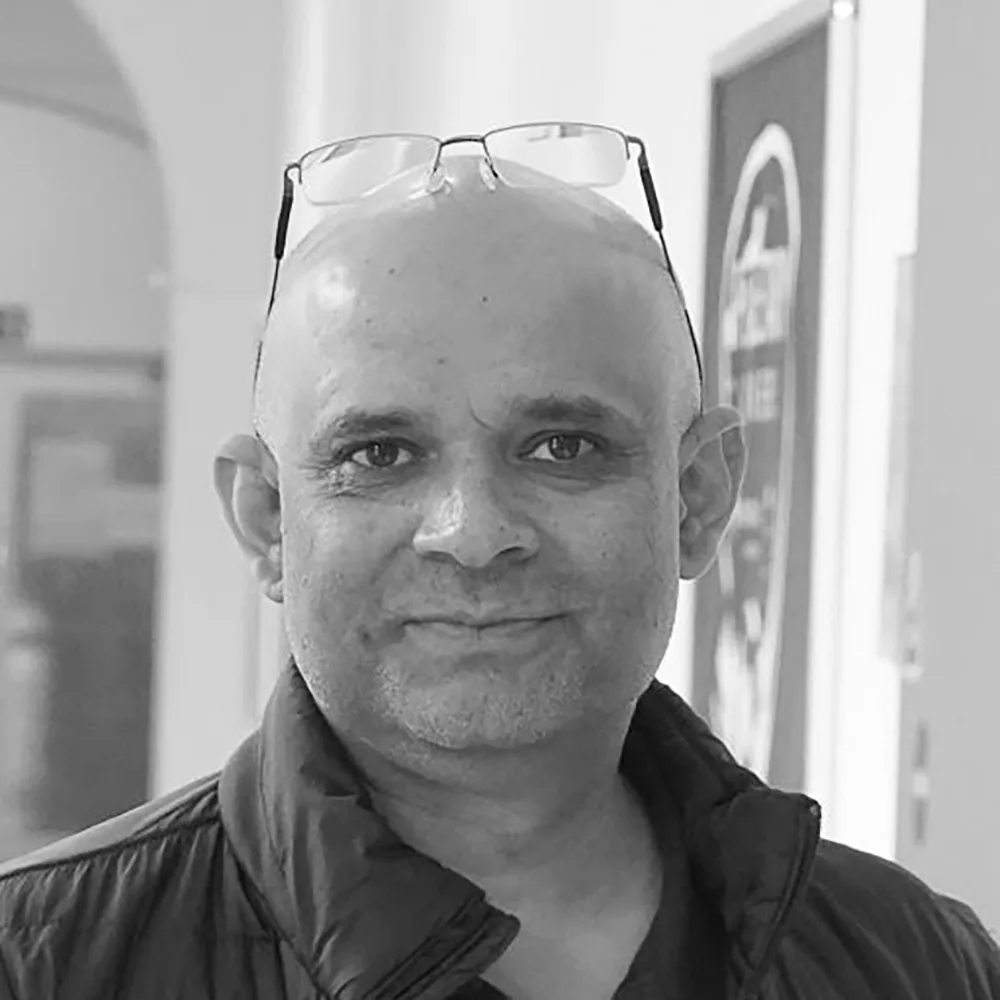 Nozair Khawaja is a planetary scientist based at Freie Universität in Berlin exploring the habitability of icy moons. Credit: Tagesspiel