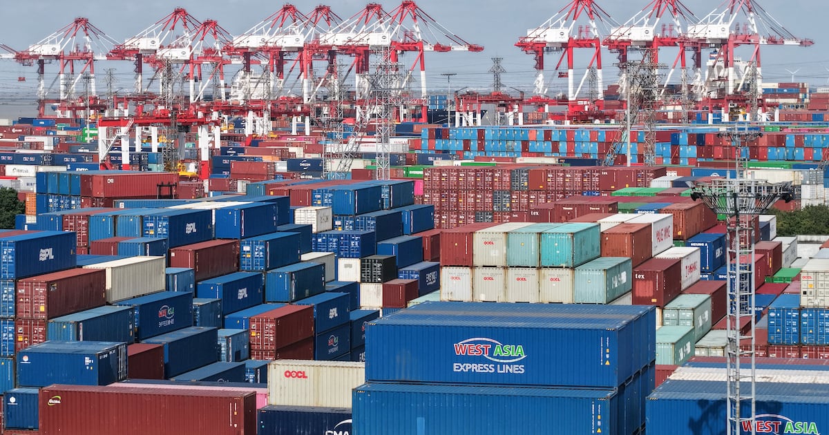 China’s trade surplus tops $1tn for first time – The Irish Times