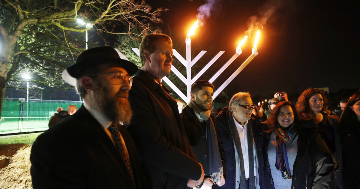 Granddaughter of Chaim Herzog takes part in Hanukkah celebration in Dublin – The Irish Times