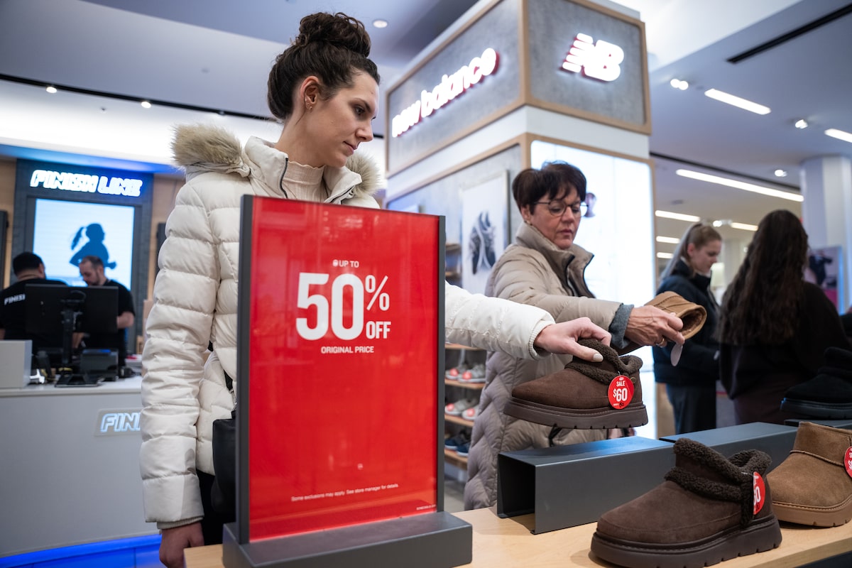 Feeling the affordability pinch? Here’s how to keep holiday spending under control