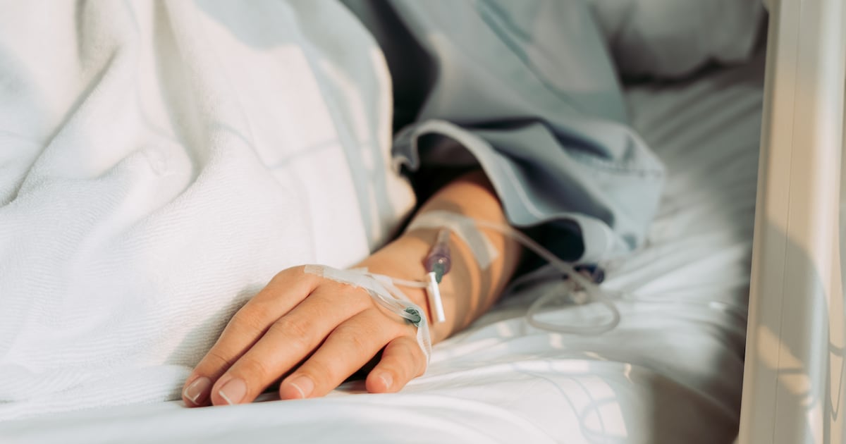 Equivalent of two large hospitals needed to deal with expected Irish flu surge, doctors warn – The Irish Times