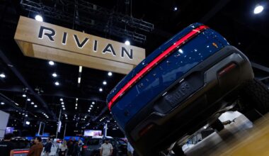 Rivian shares surge as analysts cheer shift to custom self-driving chip, AI strategy