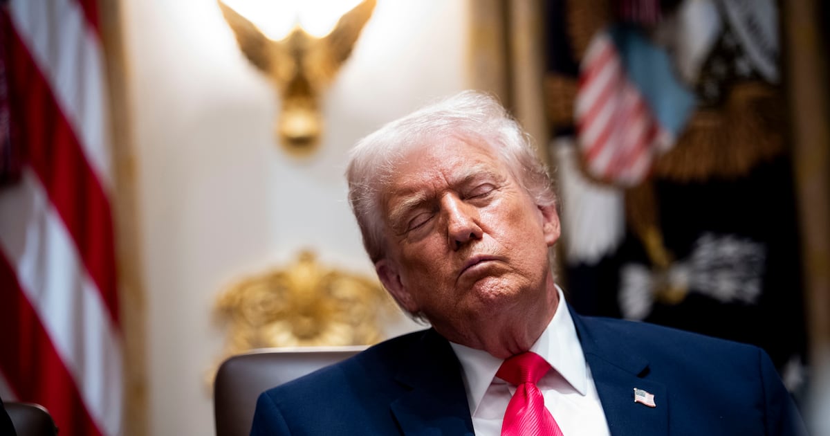 Trump appears to fight sleep in cabinet meeting after attacking media scrutiny of his age – The Irish Times
