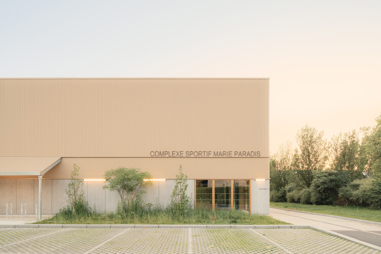 Renovation and extension of the Marie Paradis sports complex / bureau faceB + LFA - Image 1 of 19