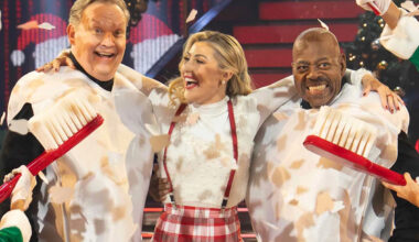 “DWTS” fan favorites Andy Richter and Reginald VelJohnson unite for heartwarming dance on holiday special