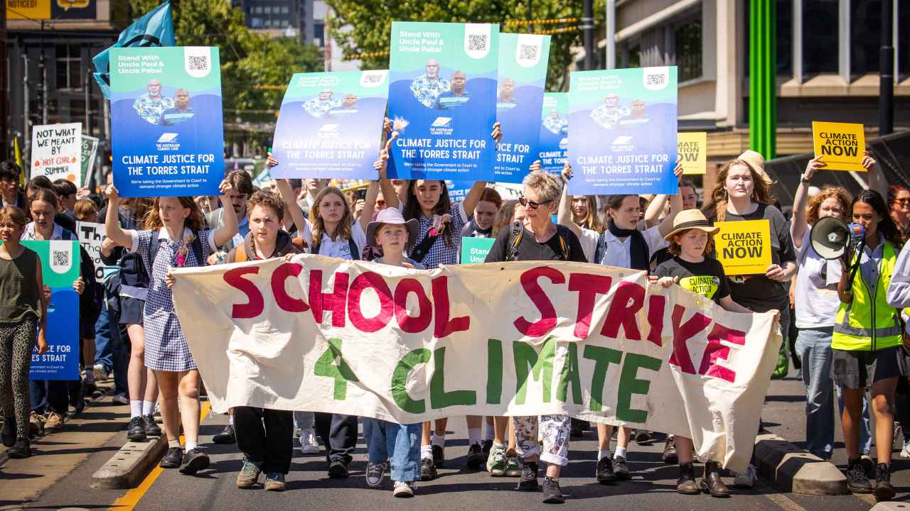 Australia risks creating a generation of ‘chronically anxious’ kids unless changes are made to the National Curriculum, report warns