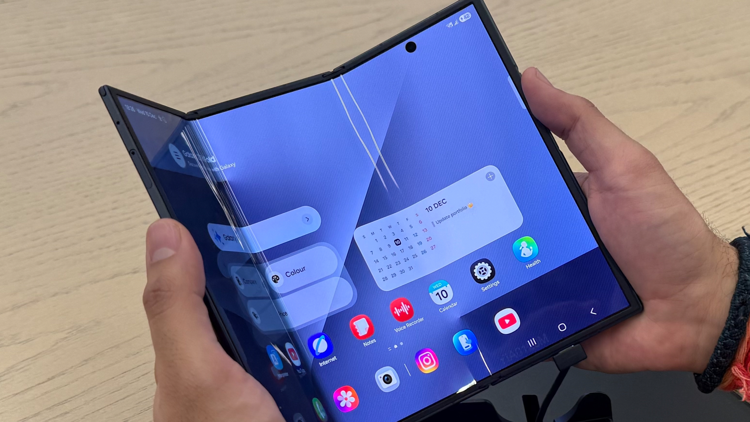 Hands-on with the Samsung Galaxy Z TriFold