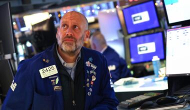 Dow, S&P 500, Nasdaq slip as tech slides ahead of jobs report