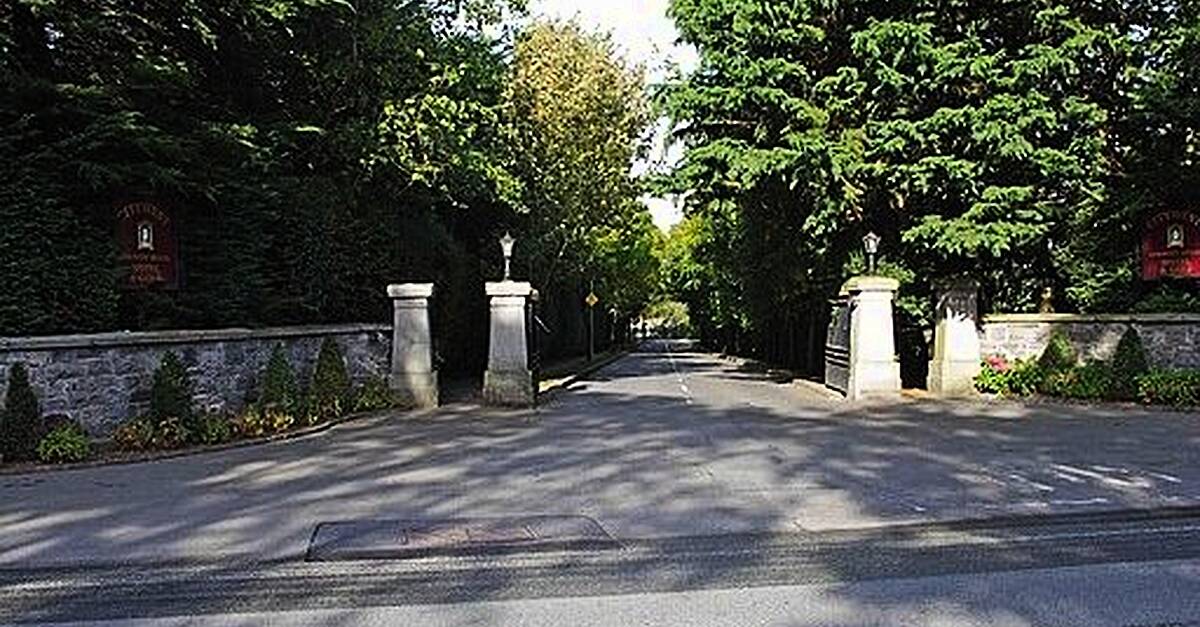 Citywest centre makes profit of €17.5m in one year from housing refugees