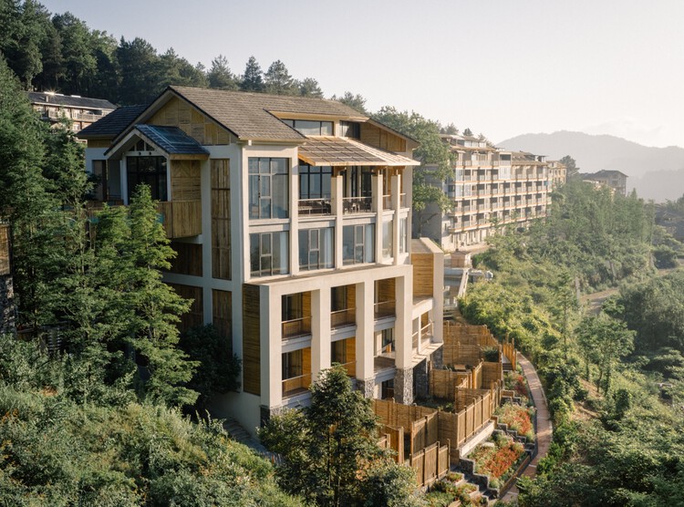 Clouhaus Hotel / RooMoo Design Studio - Exterior Photography, Balcony