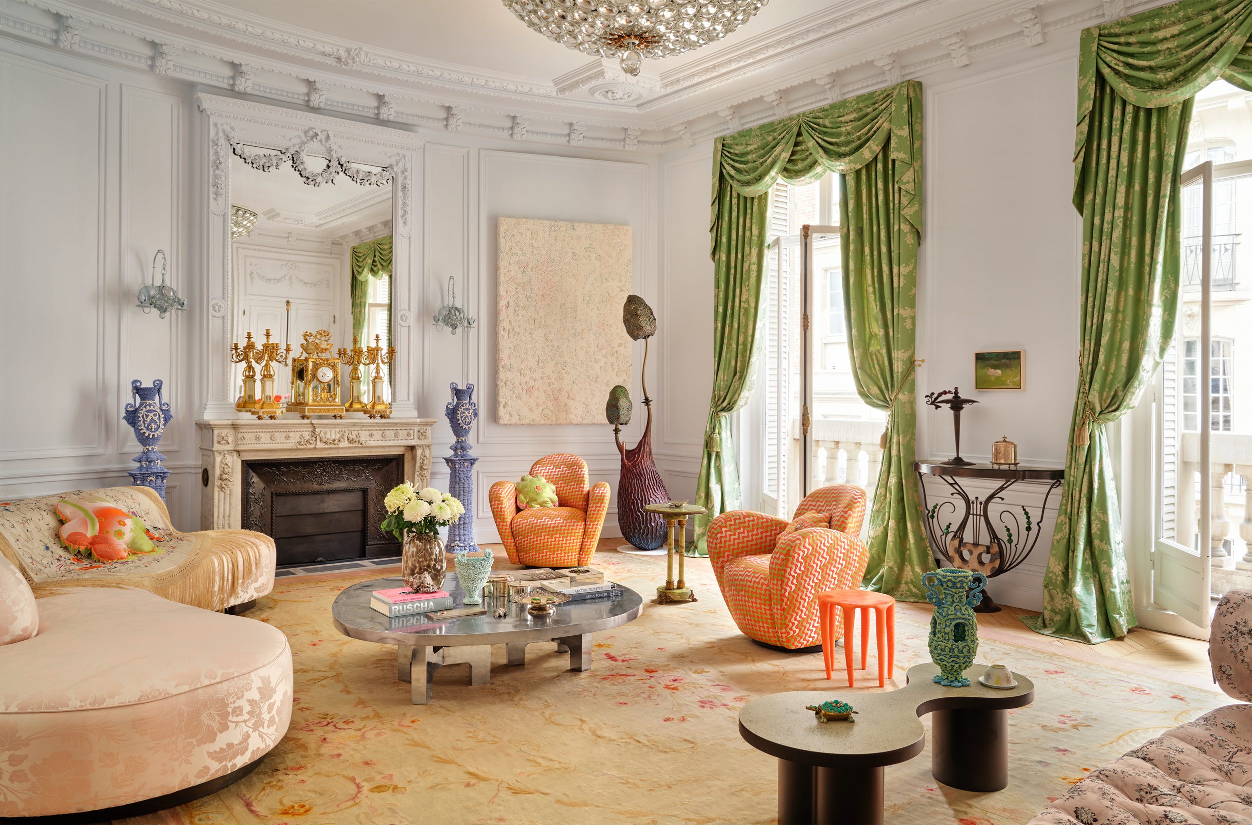 final selects of eli mizahi residence, designed by uchronia in the 8eme arrondisment of paris for elle decor, march 2025 issue styling on shoot by olivia gregory