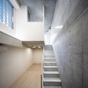© Takumi Ota Photography Escenario Hanabusayama / Ryuichi Sasaki + Sasaki Architecture - Interior Photography, Stairs, Handrail