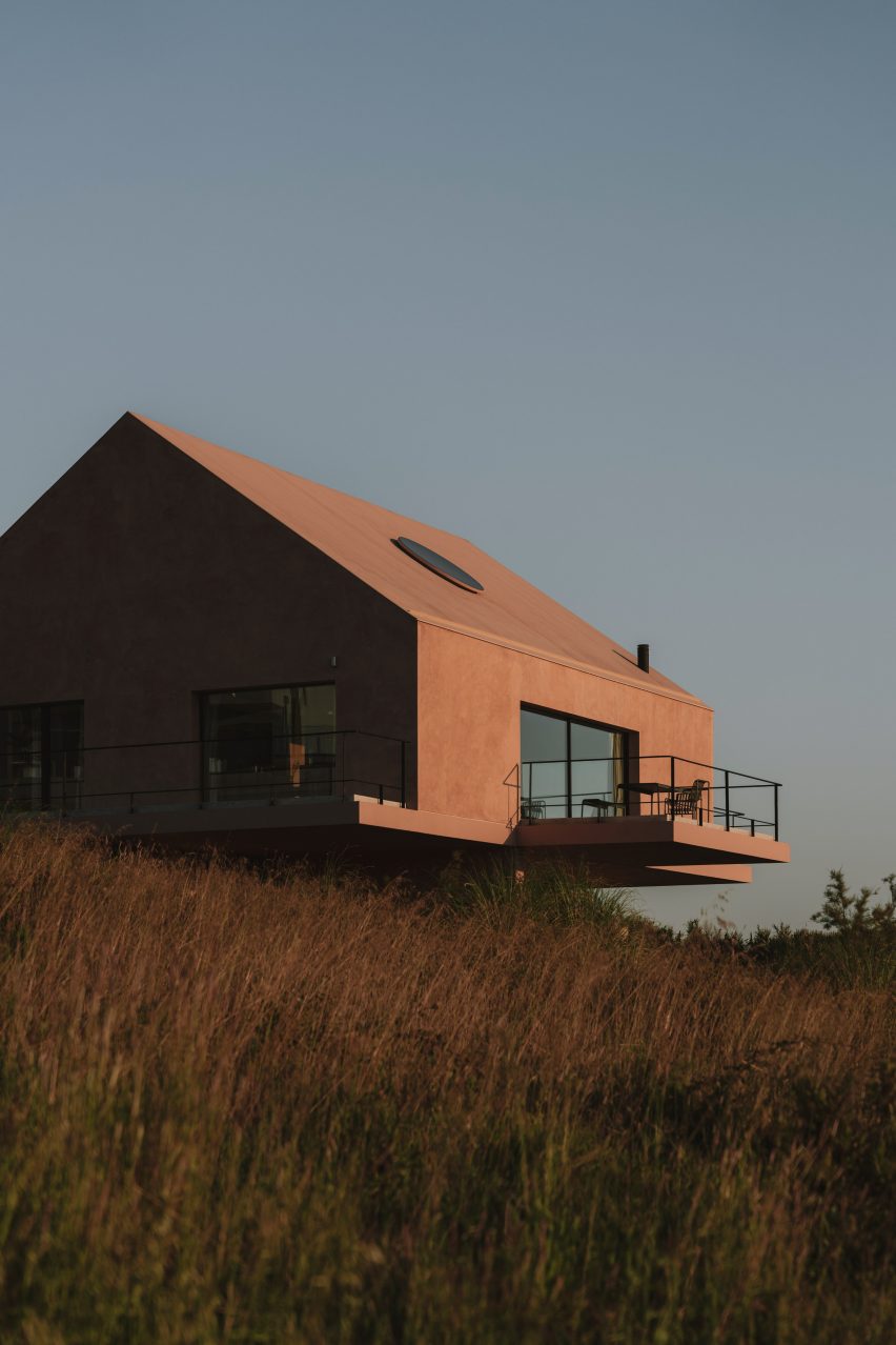 Casa Plaj by Extrastudio