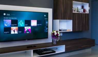 Nintendo (TSE:7974) Valuation After Higher Switch 2 Sales Forecast and Rising Production Costs