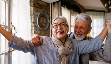 How many US retirees actually have $1M or more in investments (when their homes are excluded)?