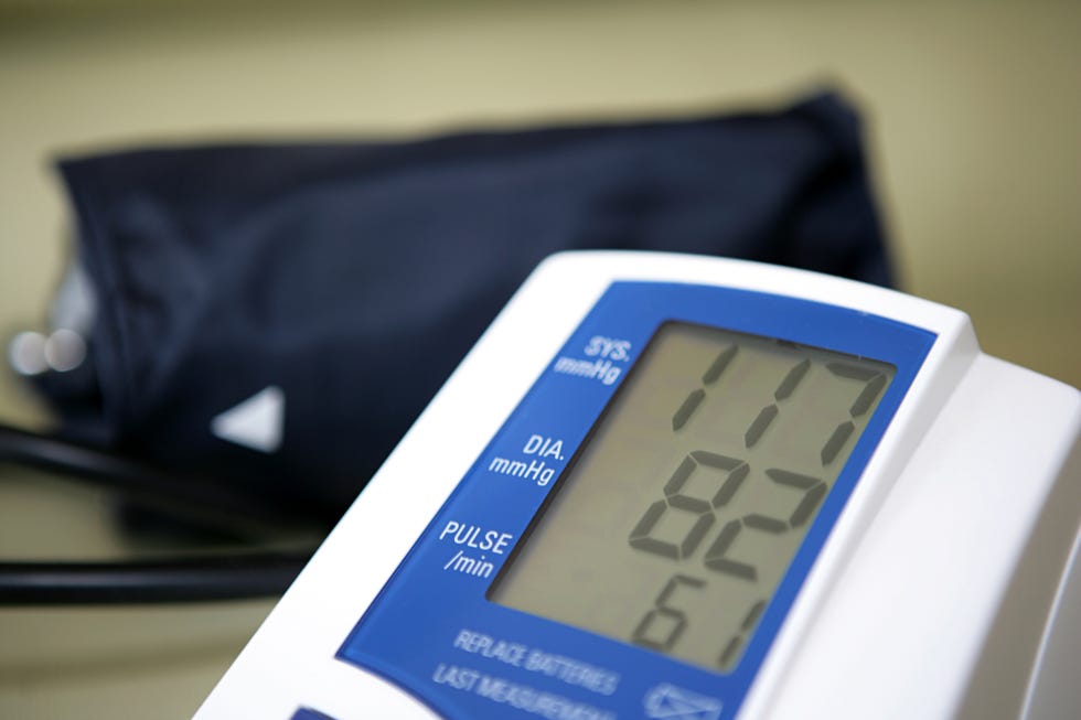 normal blood pressure reading on digital machine