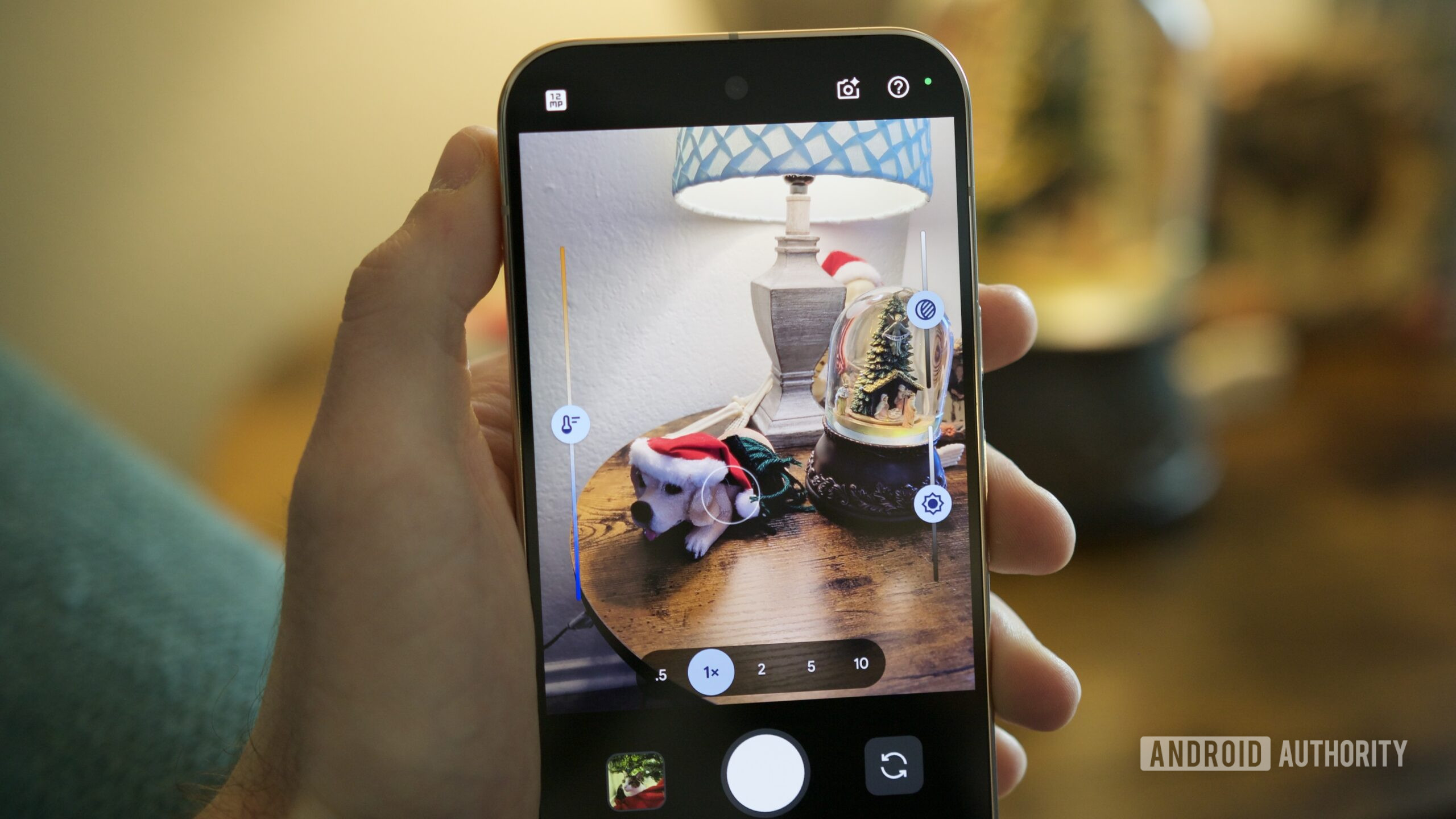 Quick access controls in the Pixel Camera app.