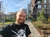 Selfies: F8 Pro - 21mm, f/2.2, ISO 50, 1/362s (5184x3888px) - Poco F8 Pro vs. F8 Ultra review