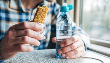 The Best Healthy Travel Snacks At Airports & Gas Stations