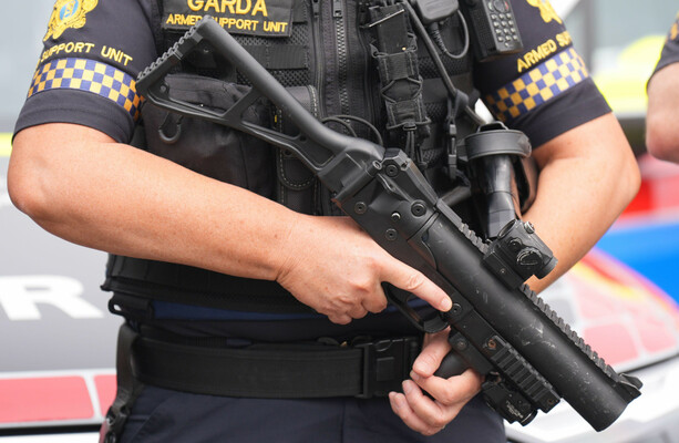 Gardaí launch major search and arrest operation against alleged organised crime group in Limerick - The Journal