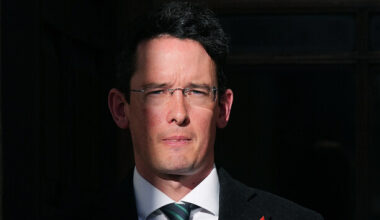 Judge rebukes Enoch Burke's 'Alice in Wonderland language' after he refuses to purge contempt - The Journal