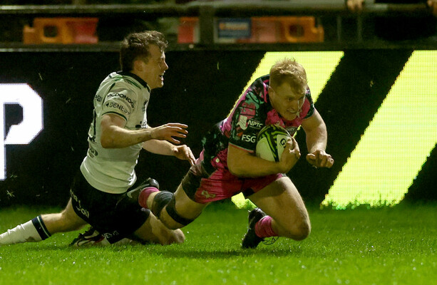 Connacht suffer second-half collapse as Ospreys rally to victory