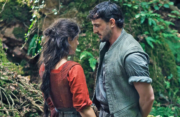 Irish actors Jessie Buckley and Paul Mescal nominated for 2026 Golden Globes awards - The Journal