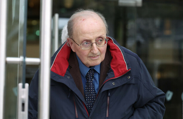 Former teacher jailed for 10 years for indecent assault of eight boys at private Dublin school - The Journal