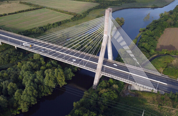 Ireland outperforms North on disposable income and life expectancy - but not on employment - The Journal