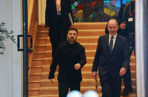 Portuguese, French and PSNI anti-drone police units deployed in Dublin during Zelenskyy visit - The Journal