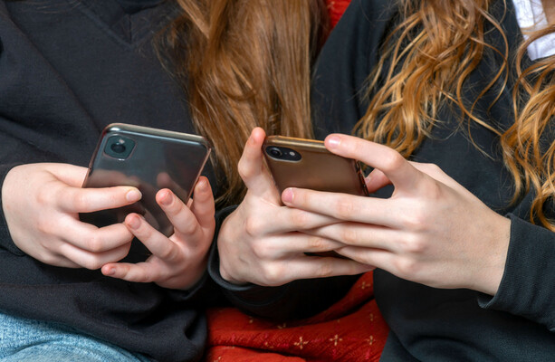 Social media ban for children under 16 begins in Australia - The Journal