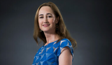 Sophie Kinsella, author of Shopaholic novel series, dies aged 55 - The Journal