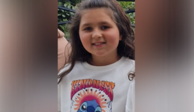 Man who 'smiled directly' at partner as he cut their daughter's throat gets life sentence - The Journal