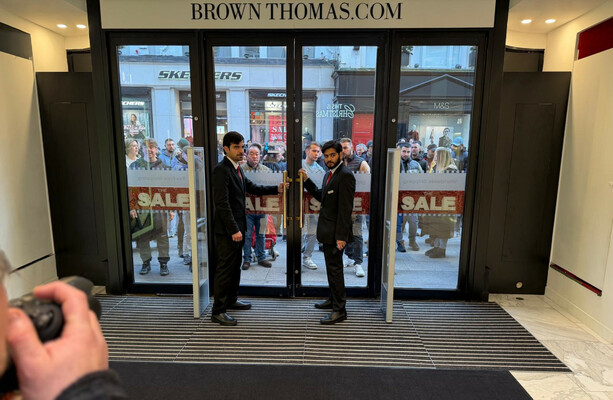 Queuing shoppers return to stores for St Stephen's Day sales