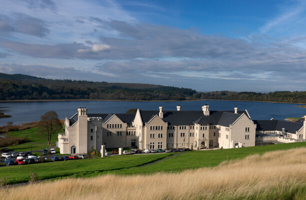 Paraglider rescued after crashing into roof of Co Fermanagh hotel - The Journal
