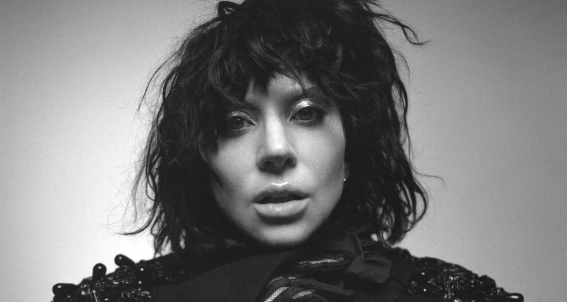 Lady Gaga stops 'Mayhem Ball' concert mid-performance after dancer falls off stage