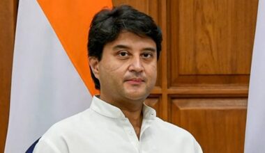 Sanchar Saathi app optional, users free to delete it, says Scindia amid row over DoT order