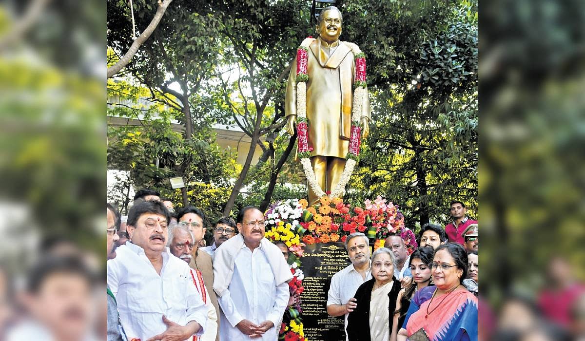 Legendary singer SP Balasubrahmanyam's statue unveiled in Hyderabad